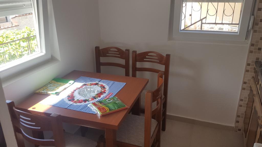 Apartments Diva Dobra Voda Εξωτερικό φωτογραφία