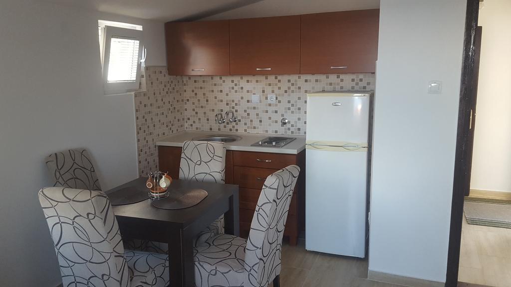 Apartments Diva Dobra Voda Εξωτερικό φωτογραφία