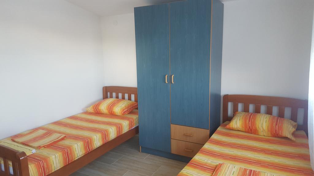 Apartments Diva Dobra Voda Εξωτερικό φωτογραφία