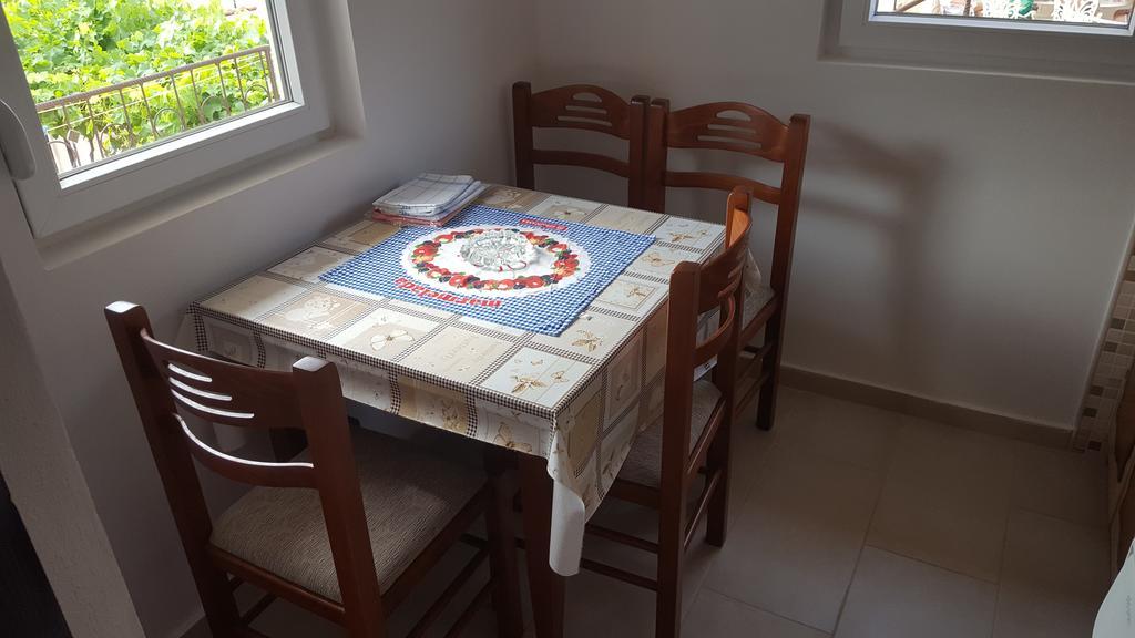 Apartments Diva Dobra Voda Εξωτερικό φωτογραφία